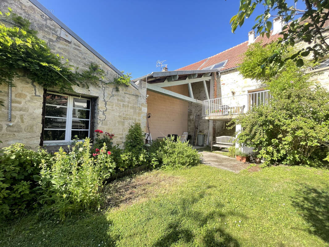 Maison à CERGY
