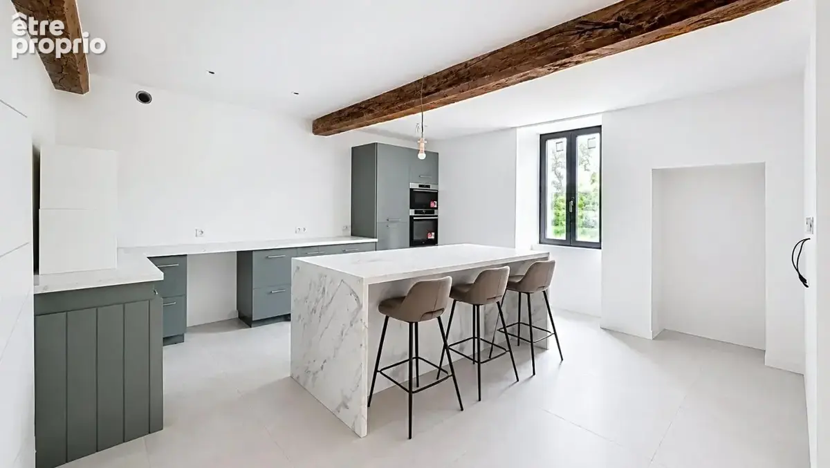 Propriété avec gîte et dépendances - photo 4