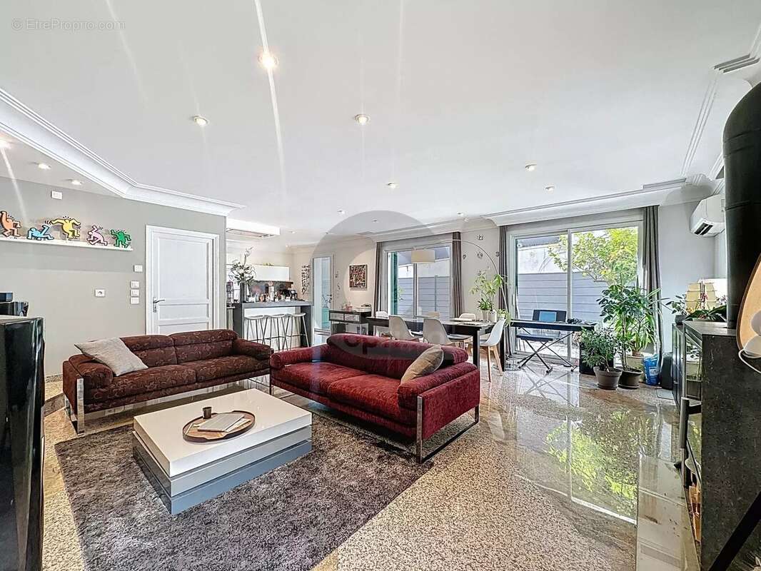 Appartement à MENTON