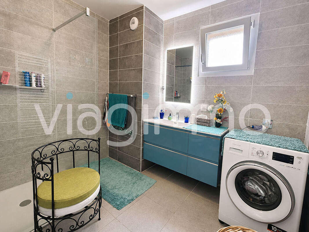 Appartement Thonon Les Bains 3 pièce(s) 83.40 m2 - photo 3