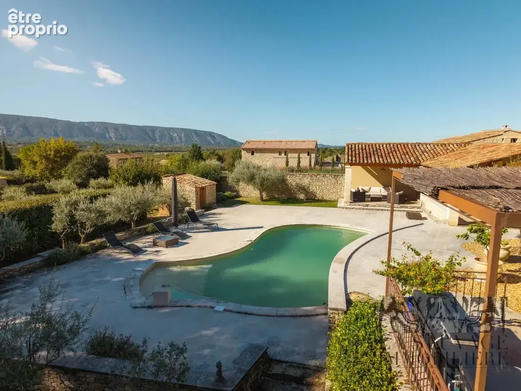 Propriété d'exception - vue panoramique sur le Lubéron - photo 1