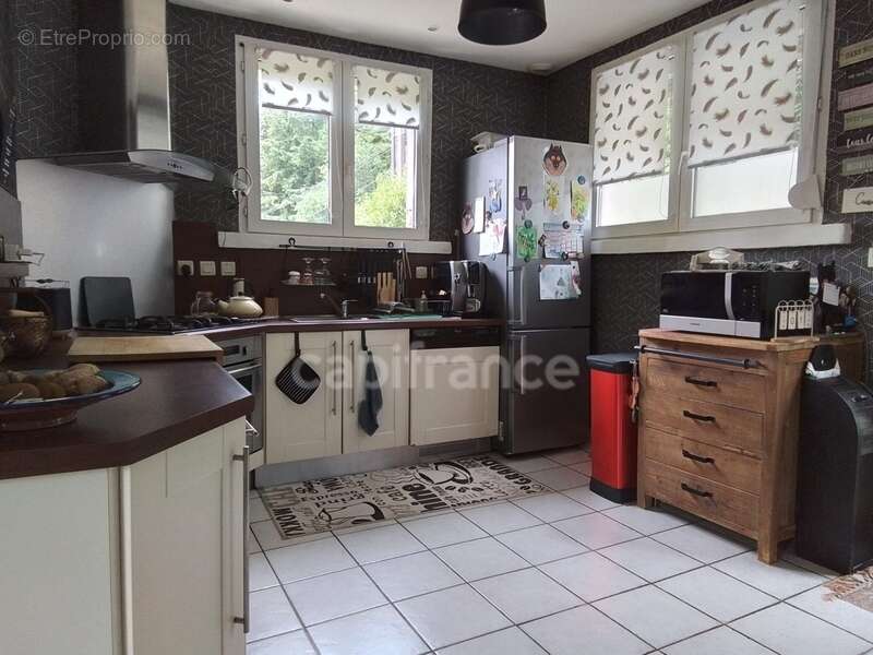 Maison rénovée 3 chambres – Vue dégagée – Sous sol - Sans vis à vis – 10 minutes de Carhaix - 50 minutes des plages - photo 8