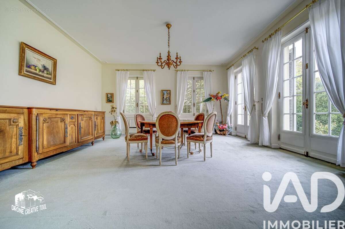 Maison 238 m² à Verdun  - photo 9