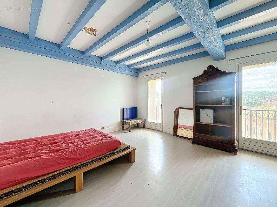 Appartement à CONDRIEU