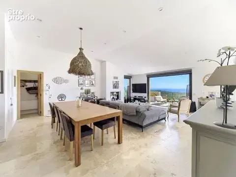 Maison 223 m² à vendre à Tourrettes-Sur-Loup (06140) - photo 2