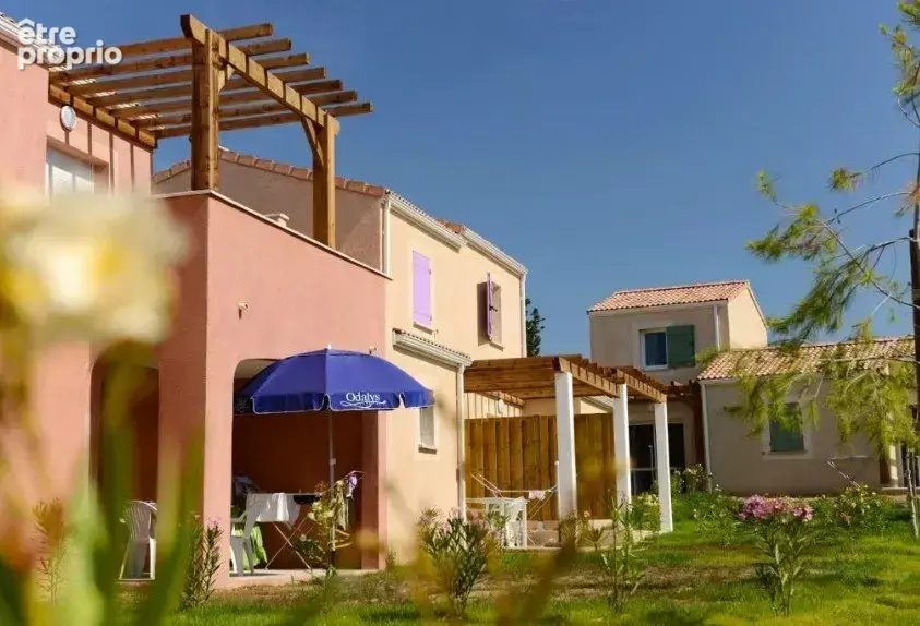 INVESTISSEMENT LOCATIF  PARADOU - Résidence Odalys Le Mas des Alpilles - 5,54%  de rentabilité. - photo 12