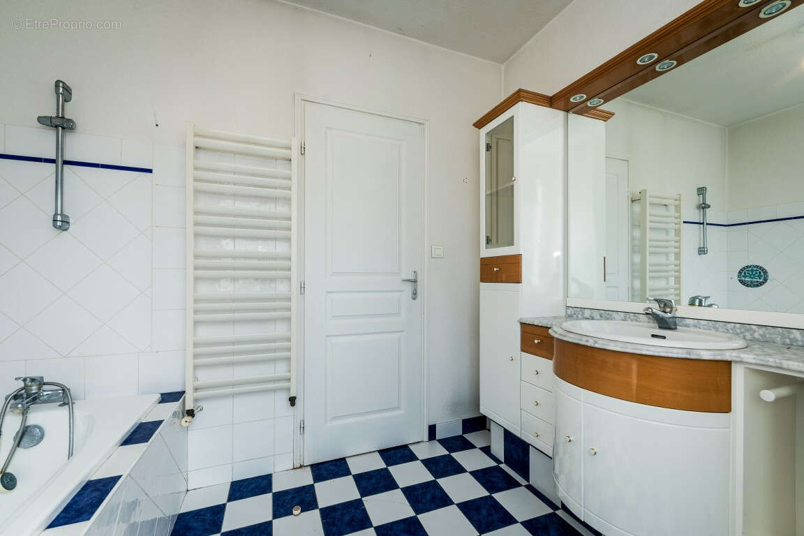  grande maison familiale avec jardin - photo 14