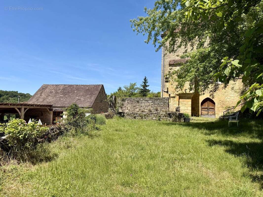 EXCLUSIVITÉ - Manoir médiéval avec vue panoramique et jardin suspendu en Périgord Noir proche Sarlat - photo 6