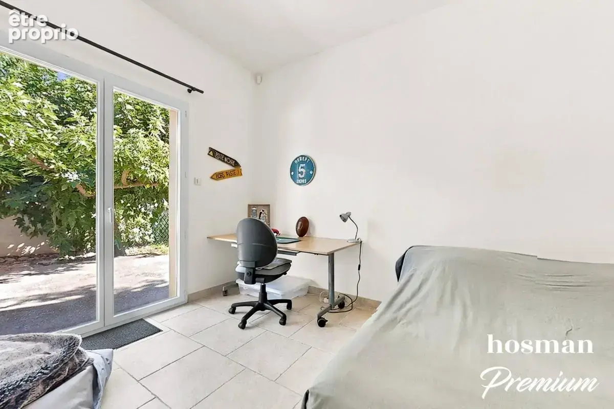 Maison 6 pièces de 145m² sur agréable terrain arboré avec garage - Proche Lyon 8ème - Bron - photo 6