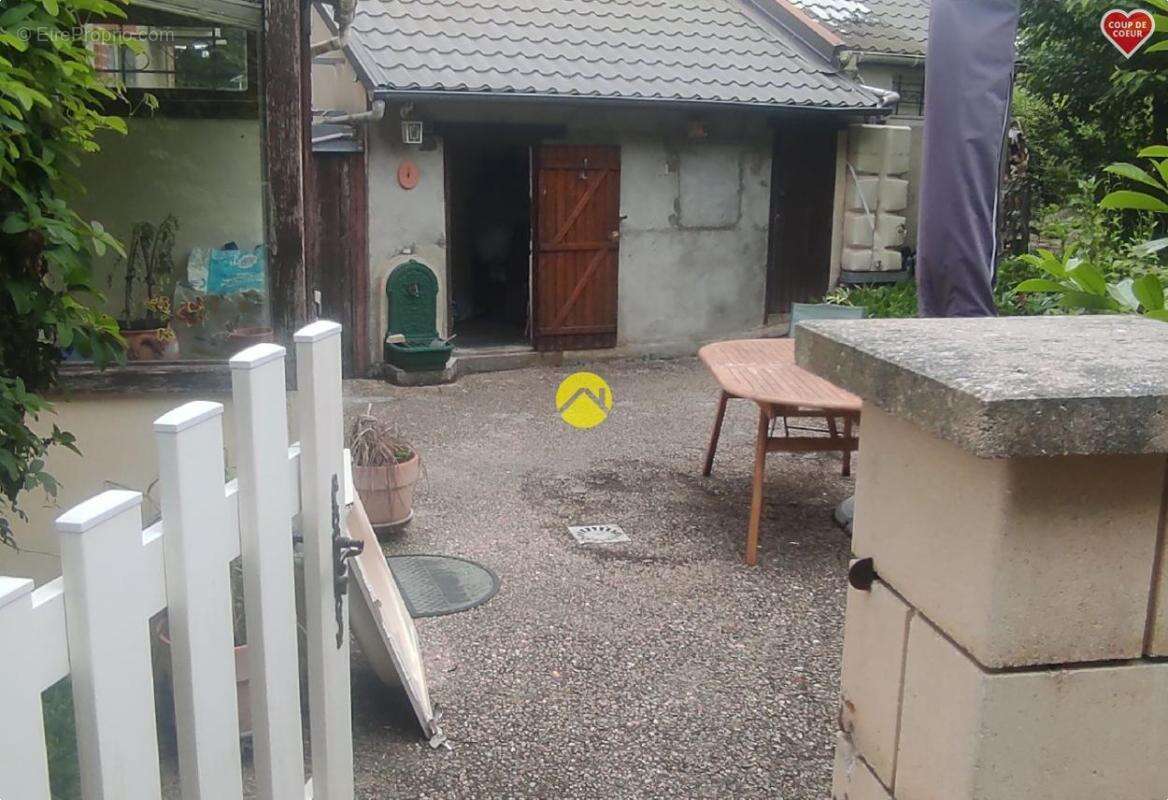 Maison à VAILLY-SUR-SAULDRE