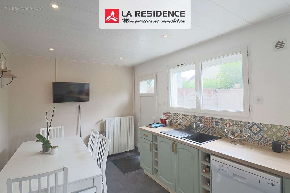 Maison à VILLEPREUX