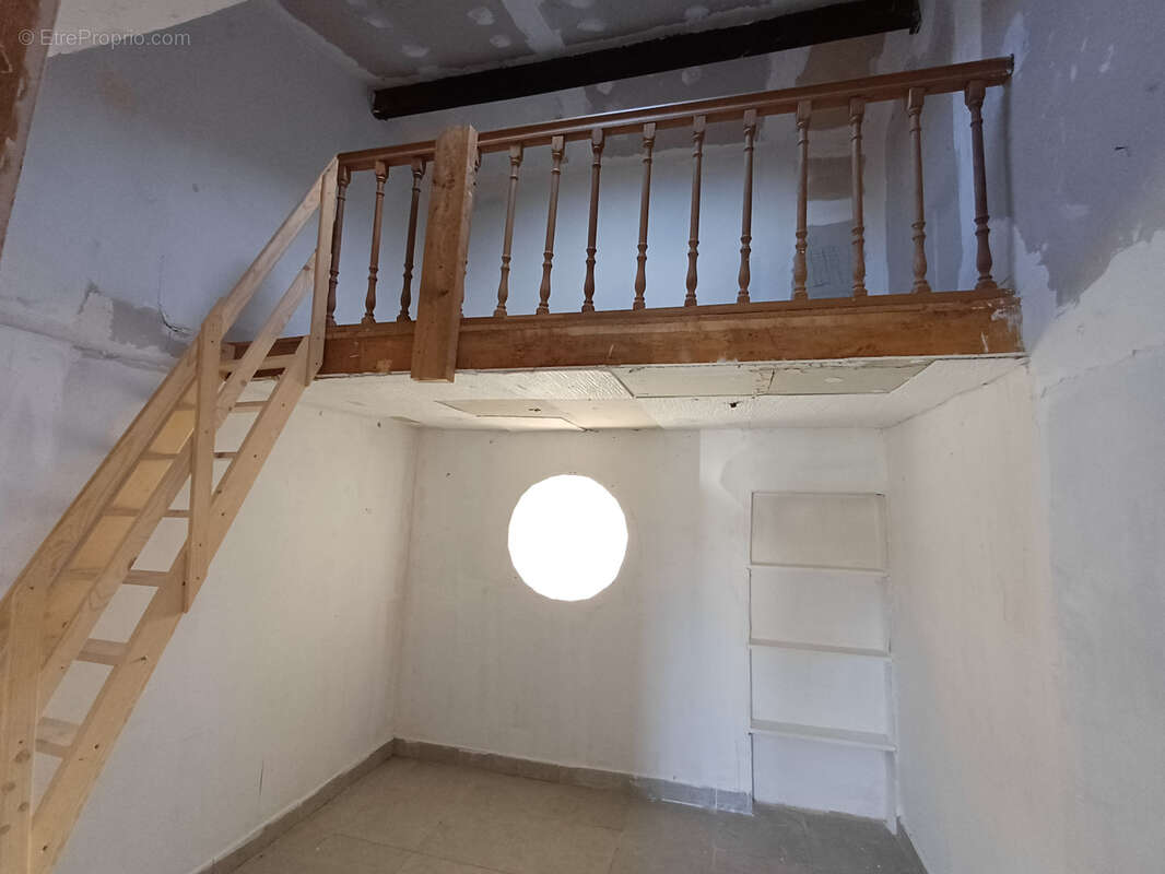 Maison à BAIGNES-SAINTE-RADEGONDE