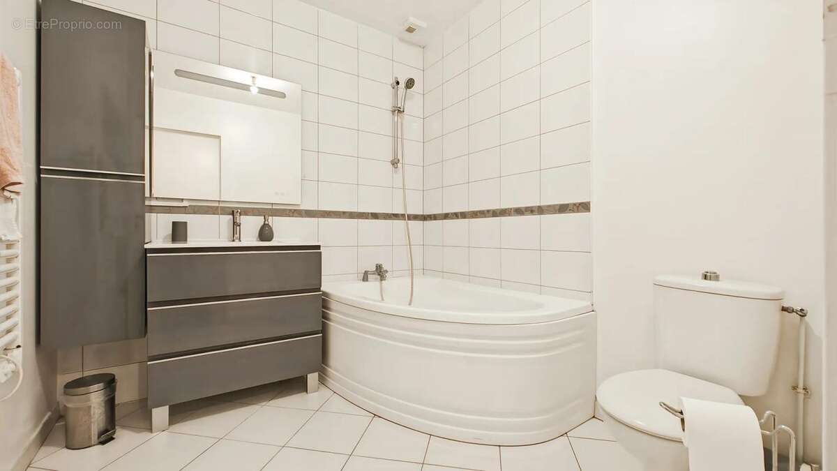 Maison à CHEPTAINVILLE