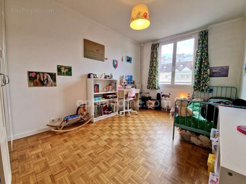 Appartement à CHOISY-LE-ROI