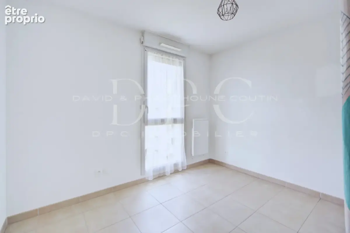 Lalande- appartement t3- dernier etage- parking sous sol - photo 7