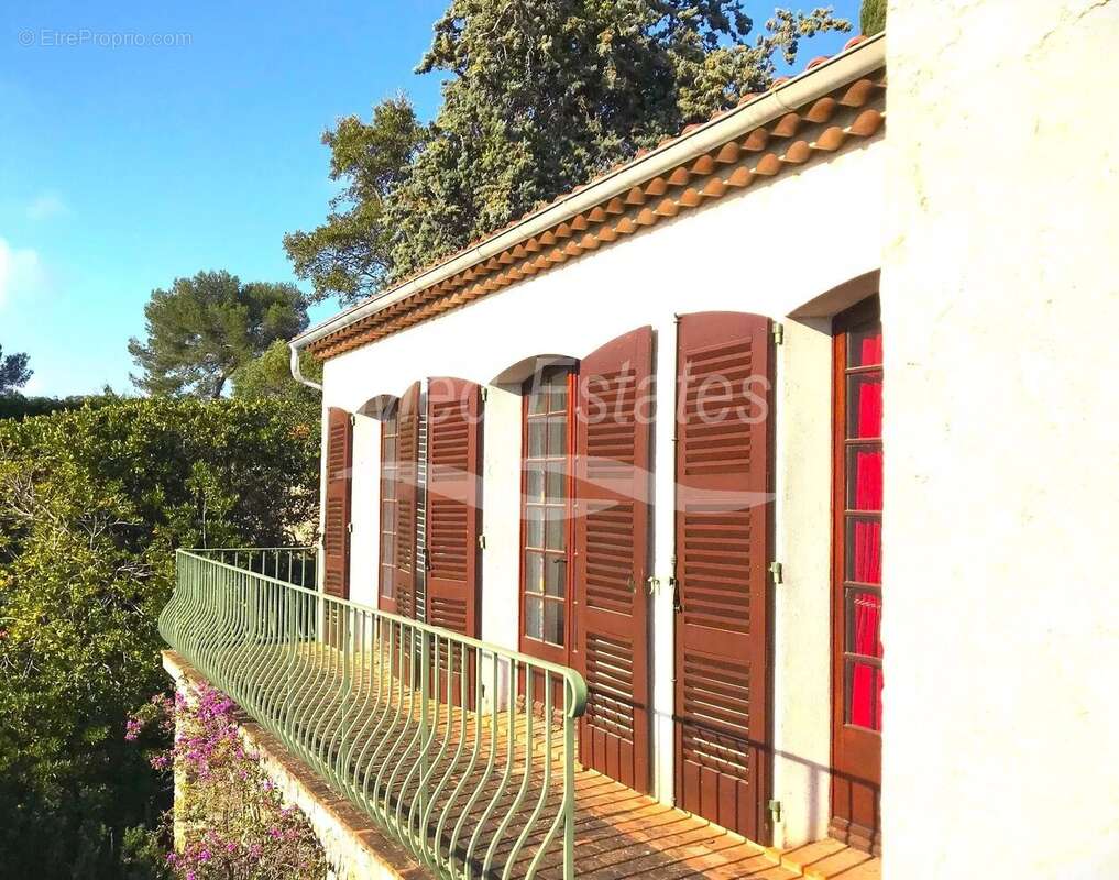 Maison à LA CROIX-VALMER