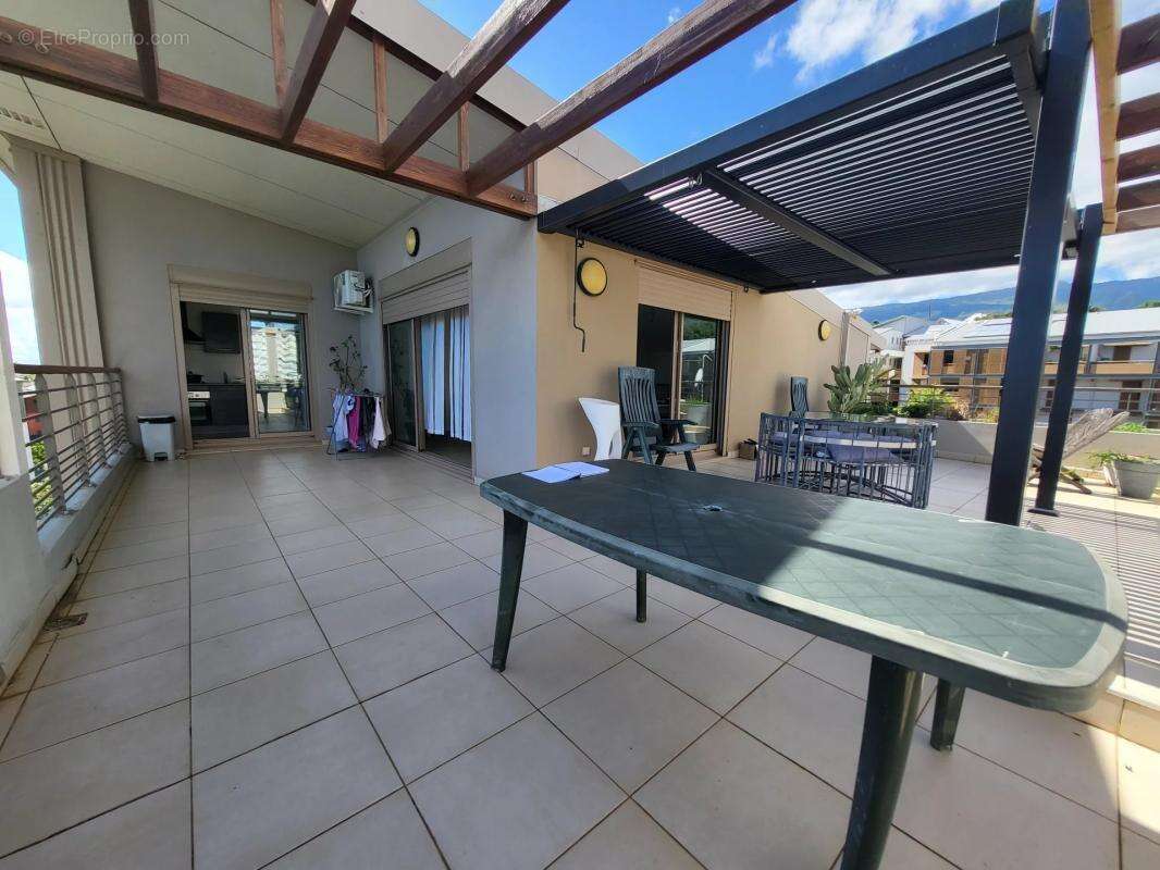 Appartement à SAINT-DENIS