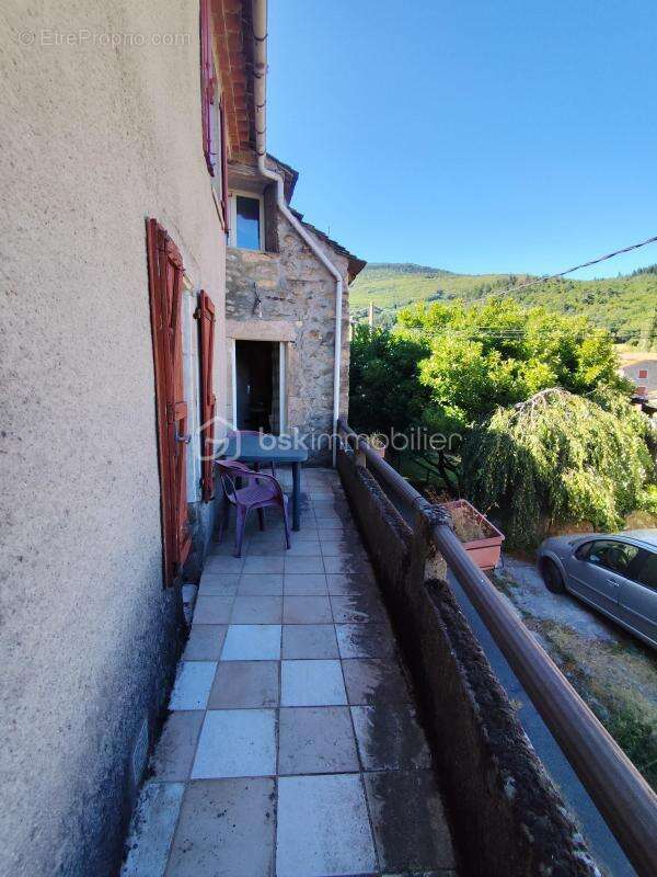 Maison à SAINT-PONS-DE-THOMIERES