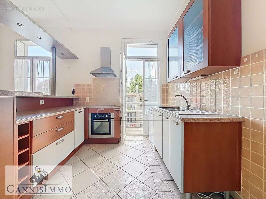 Appartement à SAINT-RAPHAEL