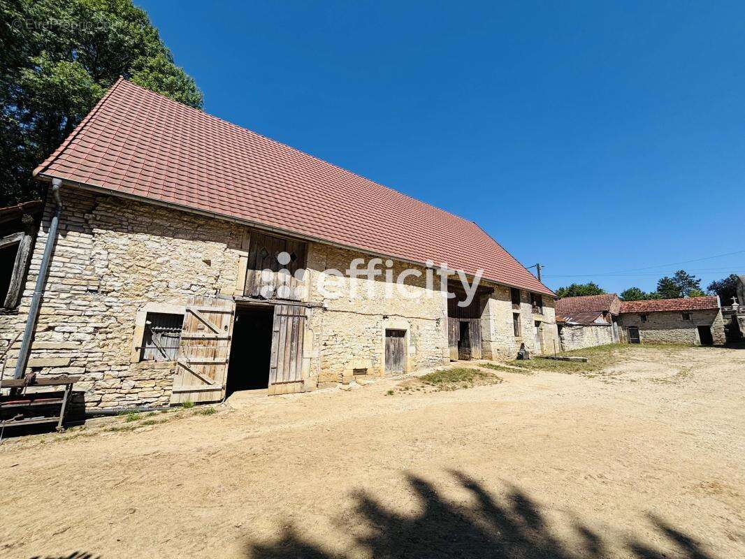 Maison 290 m² à Arceau  - photo 2