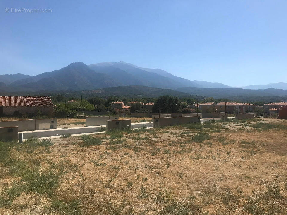 Terrain à PRADES