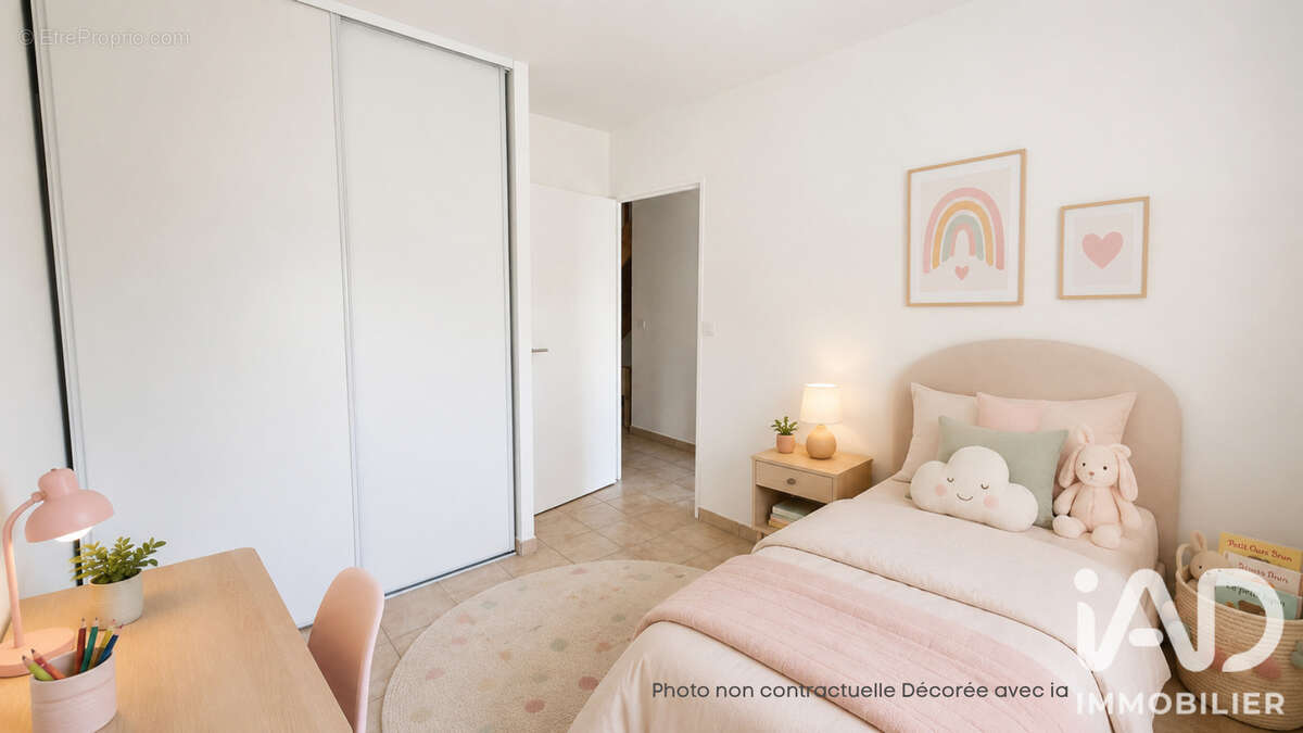 Maison 77 m² à La Chapelle-Bouexic  - photo 7