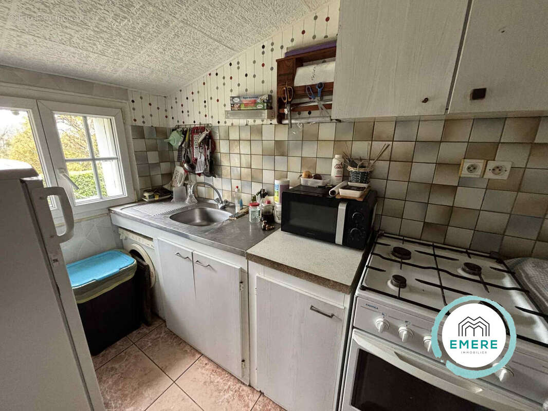 Maison à SAINT-AUBIN-DE-TERREGATTE