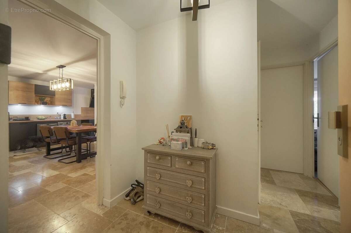 Appartement à LE CANNET