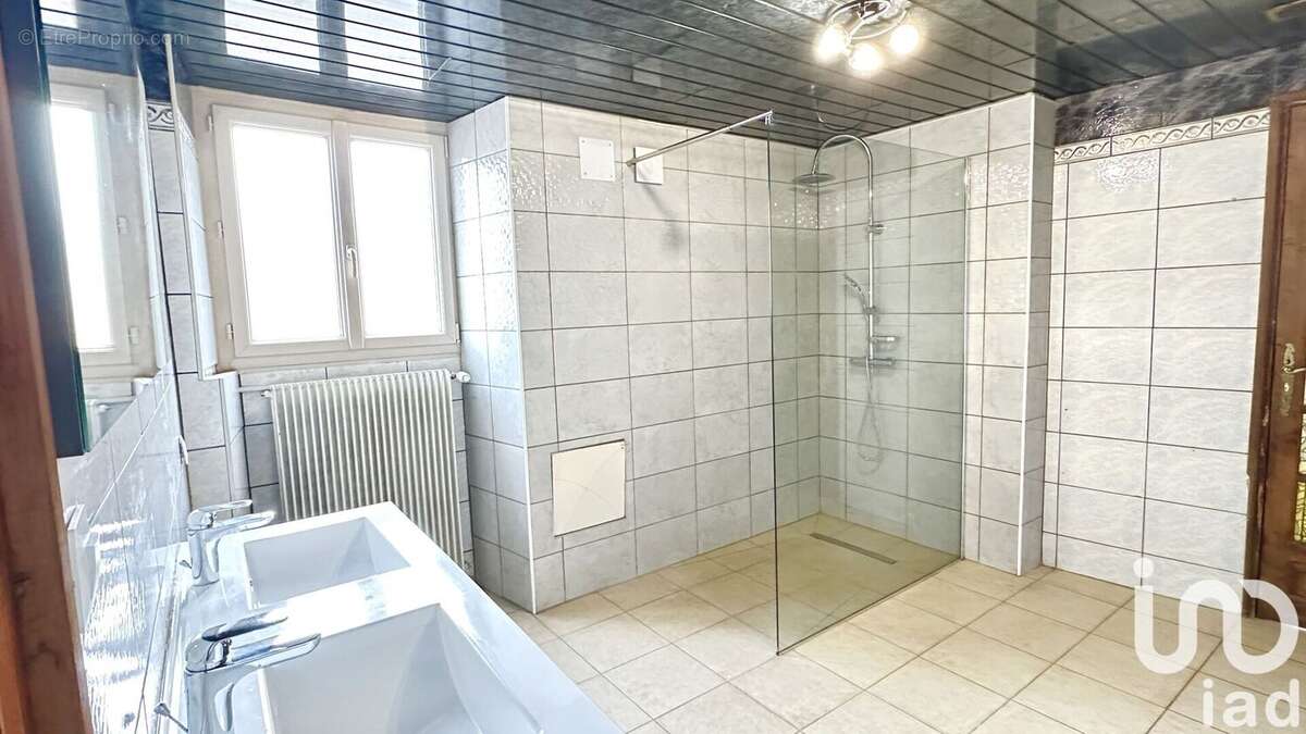 Photo 8 - Maison à BAYEL