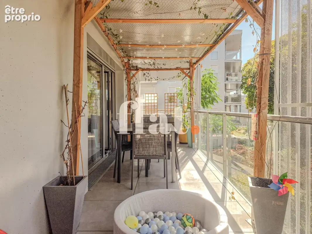 Appartement bords de sevres - 85 m2 - trois chambres - vaste terrasse - garage en sous-sol - photo 21