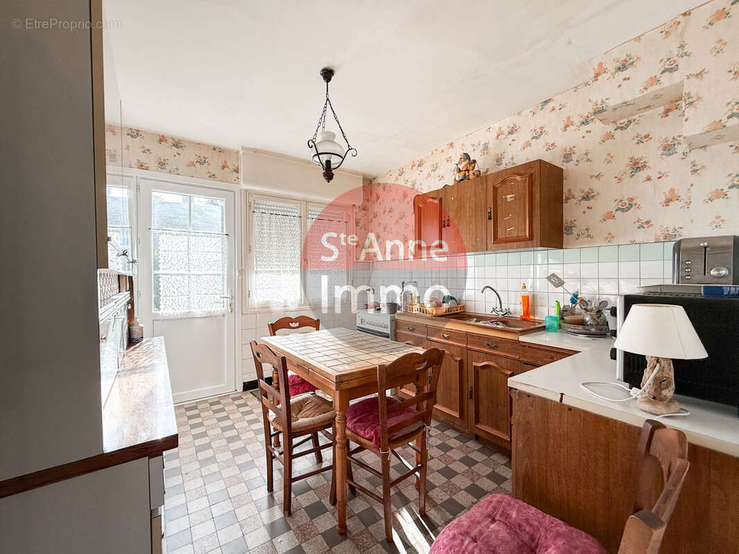 Maison à ROSIERES-EN-SANTERRE