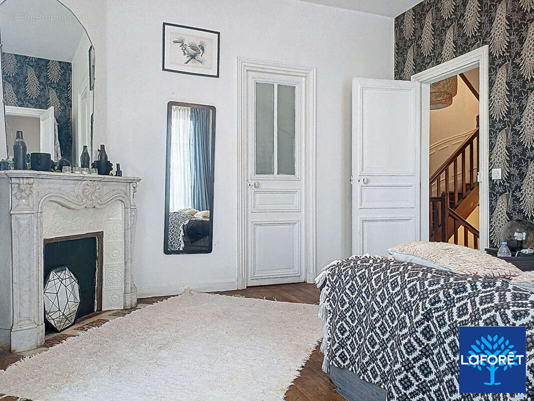 Maison à NEUILLY-PLAISANCE