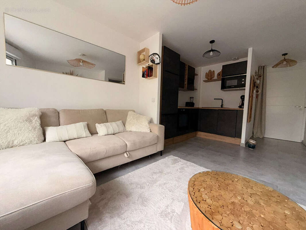 Appartement à PEYPIN