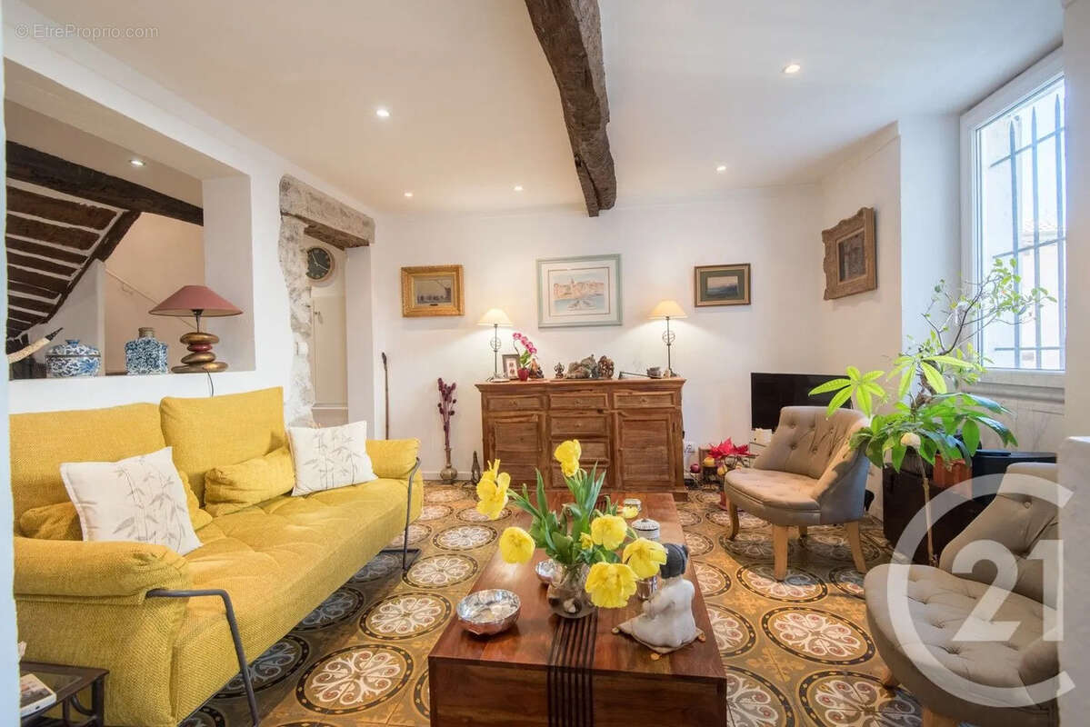 Appartement à VILLENEUVE-LOUBET