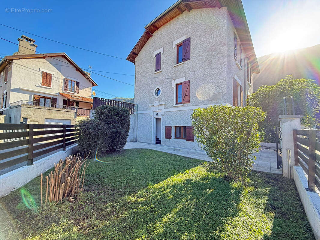 Maison à LE VERSOUD