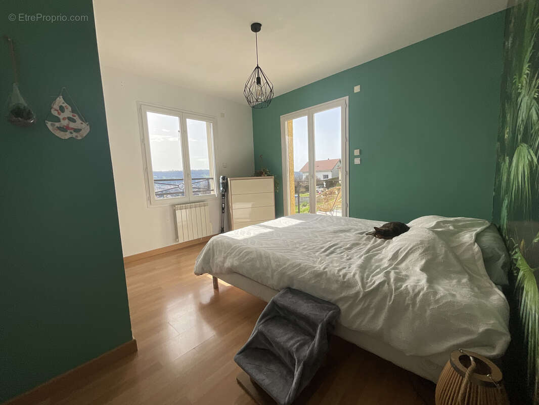 Maison à BOURGOIN-JALLIEU