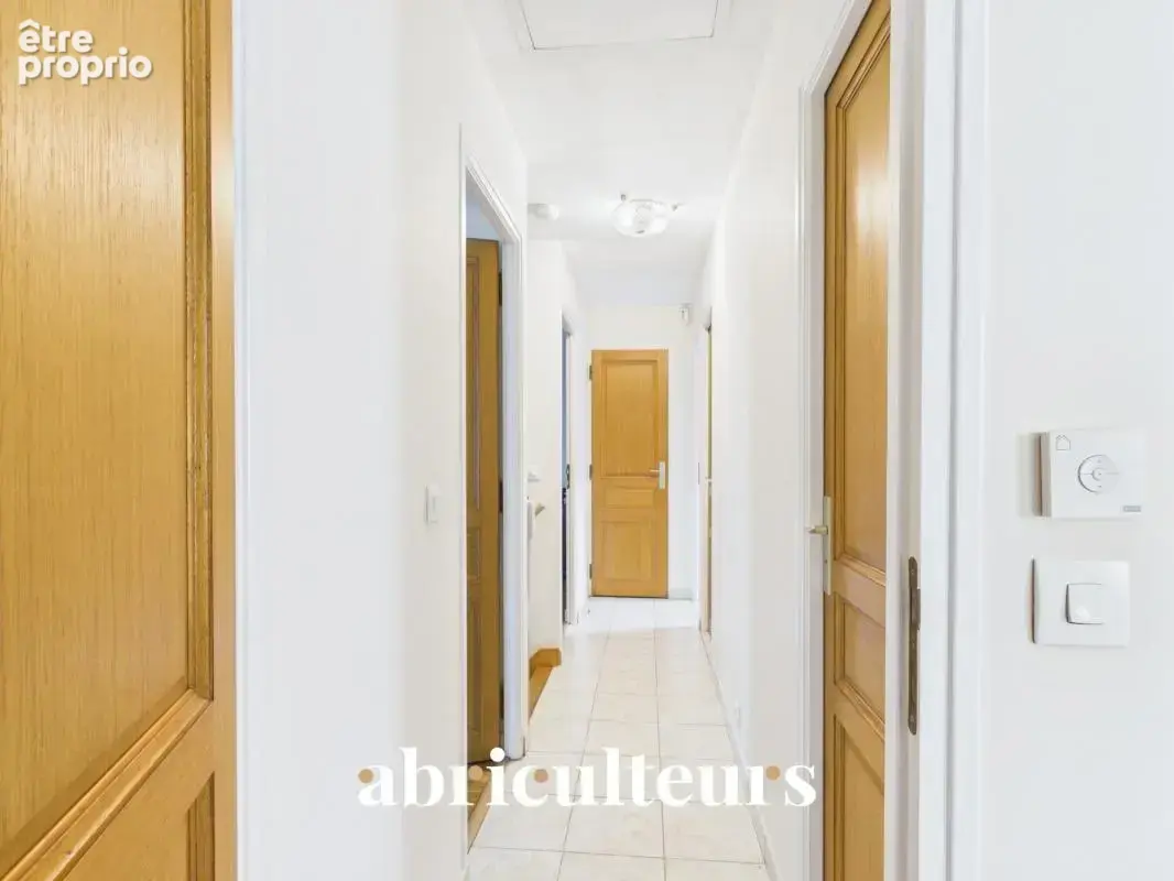 Maison familiale de 107 m² avec jardin et terrasse - Versailles Porchefontaine (78000) - photo 14