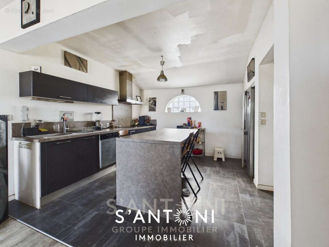 Maison à FRONTIGNAN