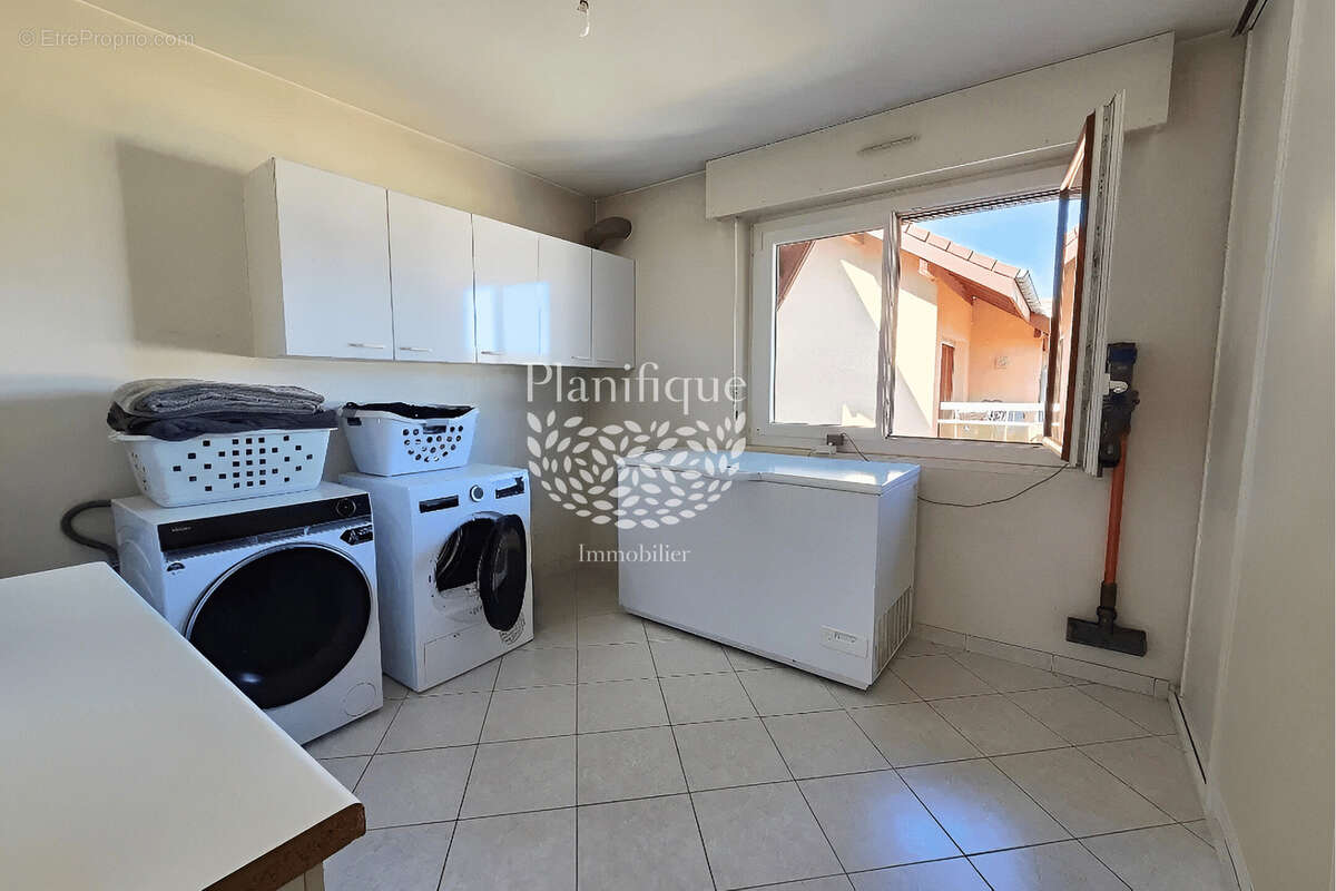 Appartement à REIGNIER