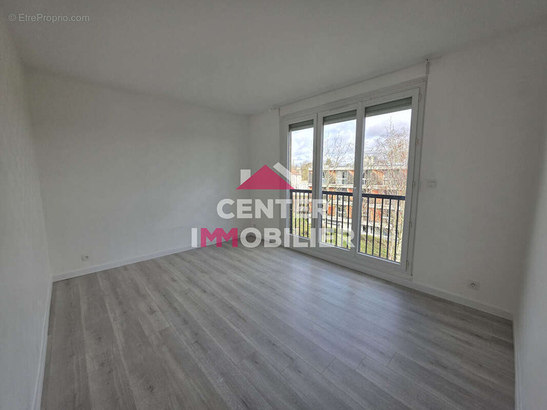 Appartement à MAISONS-LAFFITTE