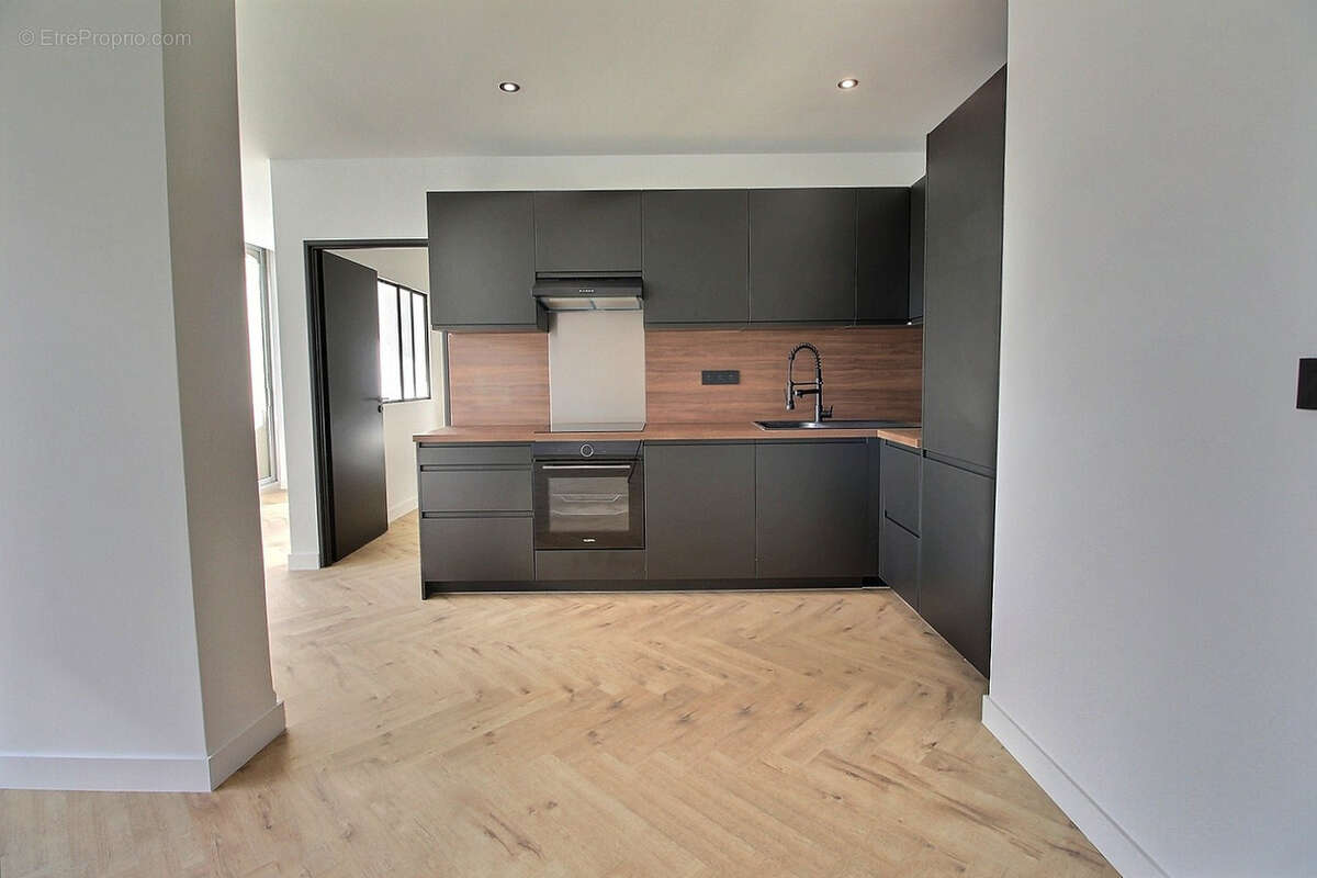 Appartement à LYON-4E