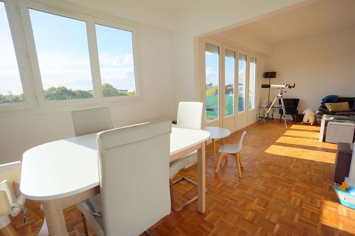 Appartement à AUBERGENVILLE