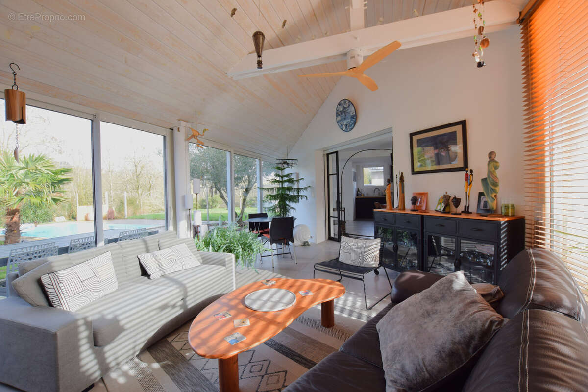 Maison à BRISSAC-QUINCE