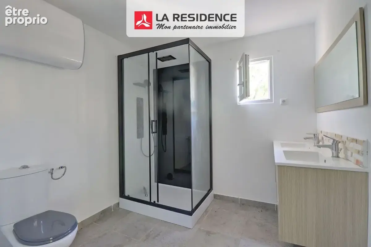 Maison 1 pièce 30 m² à vendre à Frejus (83600) - photo 3