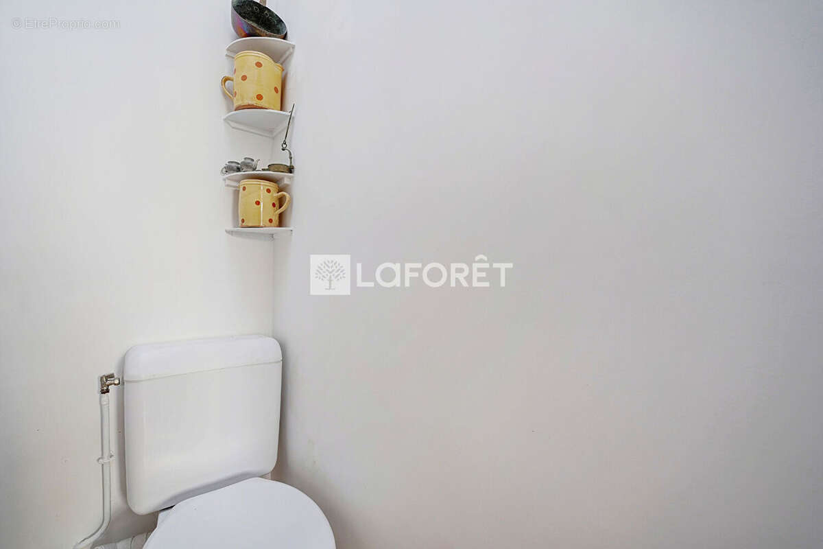 Appartement à PARIS-14E