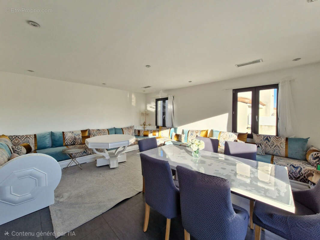 Maison à RESTINCLIERES