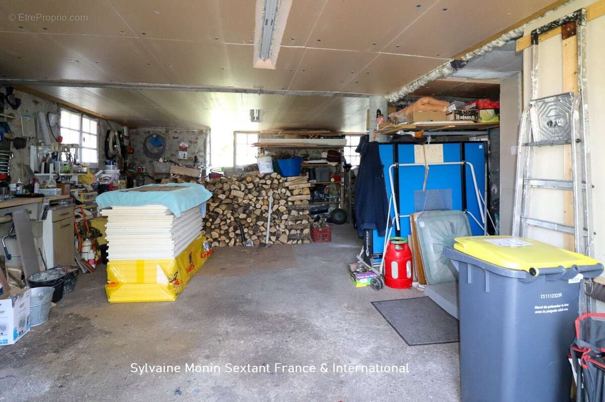 Maison à SAINT-RABIER