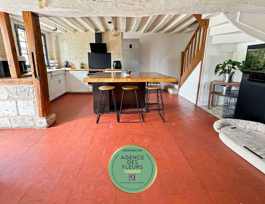 Maison à TOURVILLE-LA-RIVIERE