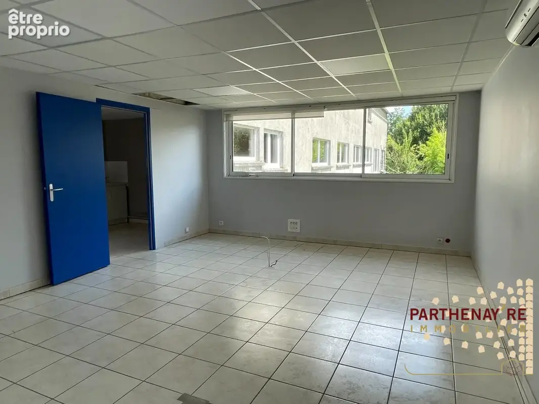 Appartement 768 m² à vendre à Saint-Aubin-Le-Cloud (79450) - photo 2