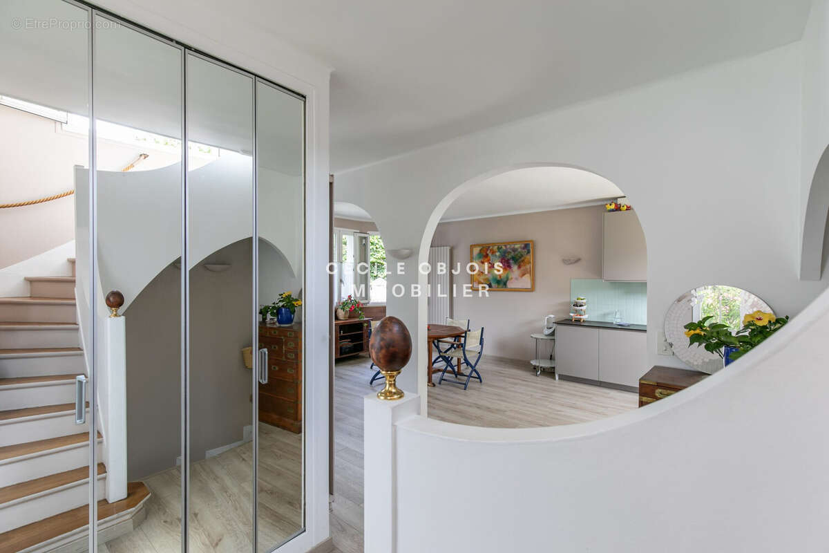 Maison 114 m² à Joinville-Le-Pont  - photo 3